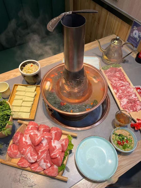 好羊肉才敢用清水涮,内蒙古火锅的鲜美底气来自大草原